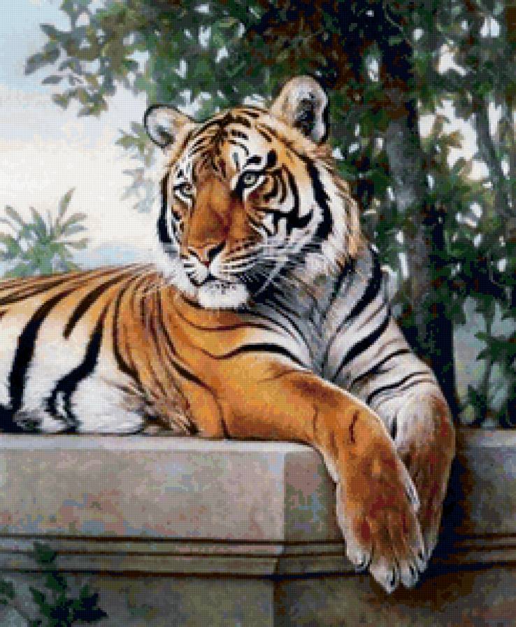 тигр на постаменте - предпросмотр