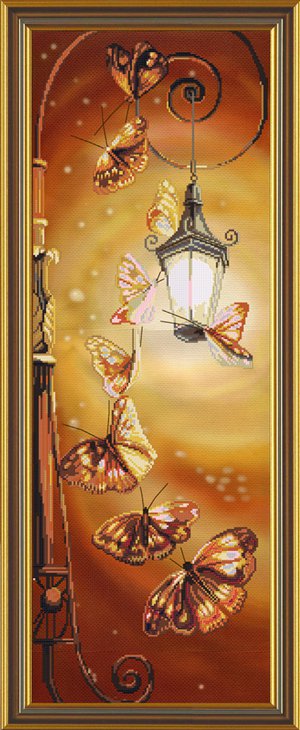Фонарь и бабочки - вечер, бабочки, улица, фонарь - оригинал