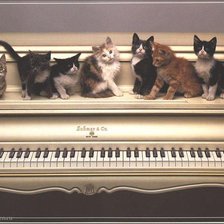 Оригинал схемы вышивки «котята на рояле» (№58920)