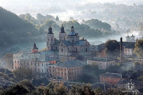 старинный городок - оригинал