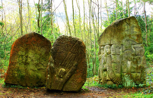 Скалы Довбуша - красивые места украины - оригинал