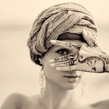 Схема вышивки «девушка - загадка ))»