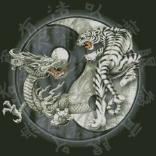 Оригинал схемы вышивки «Тигр и дракон» (№93731)