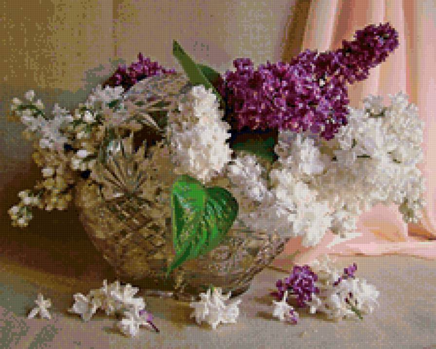 Сирень - цветы в вазе - предпросмотр