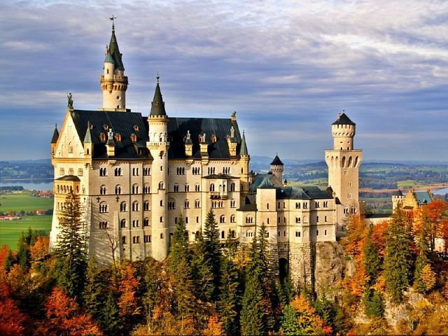 Замок  Нойшванштайн - здание, дом, пейзаж - оригинал