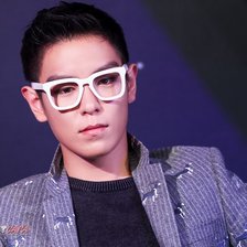 Схема вышивки «T.O.P»