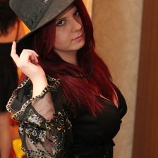 Схема вышивки «девушка»