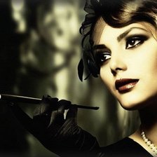 Схема вышивки «Дама с сигаретой»