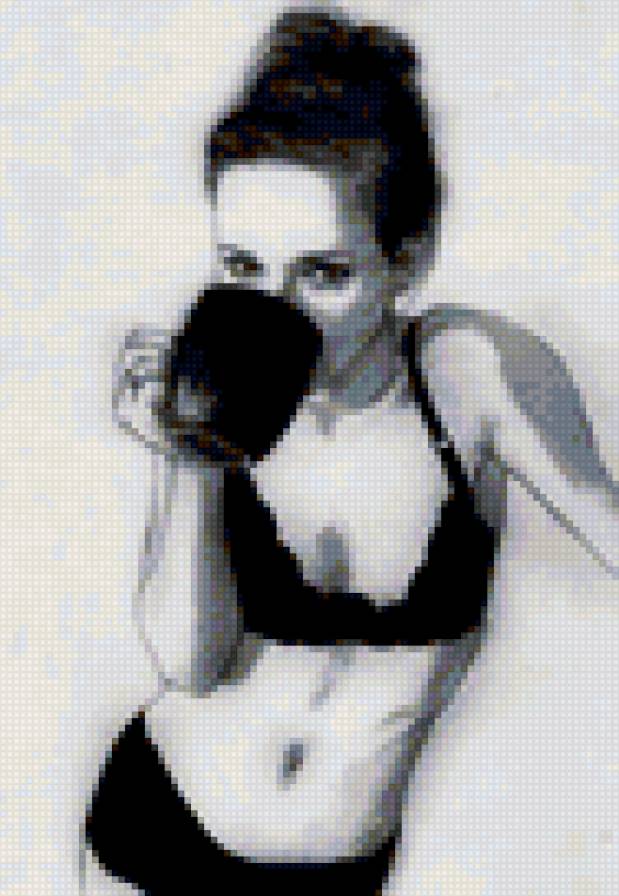 Девушка с кружкой - предпросмотр