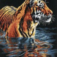 Оригинал схемы вышивки «Тигр в воде» (№139896)
