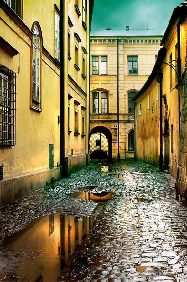 дворики - город - оригинал