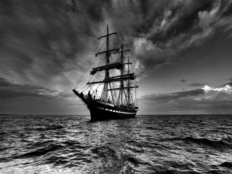 Серия "Черно-Белое" Корабль - море, черно-белая картинка, вода, корабль - оригинал
