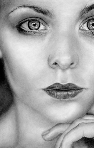 лицо - девушка, портрет - оригинал