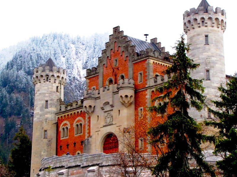 Замок Нойшванштайн - замки мира, горы, дворцы, горный пейз, замки - оригинал