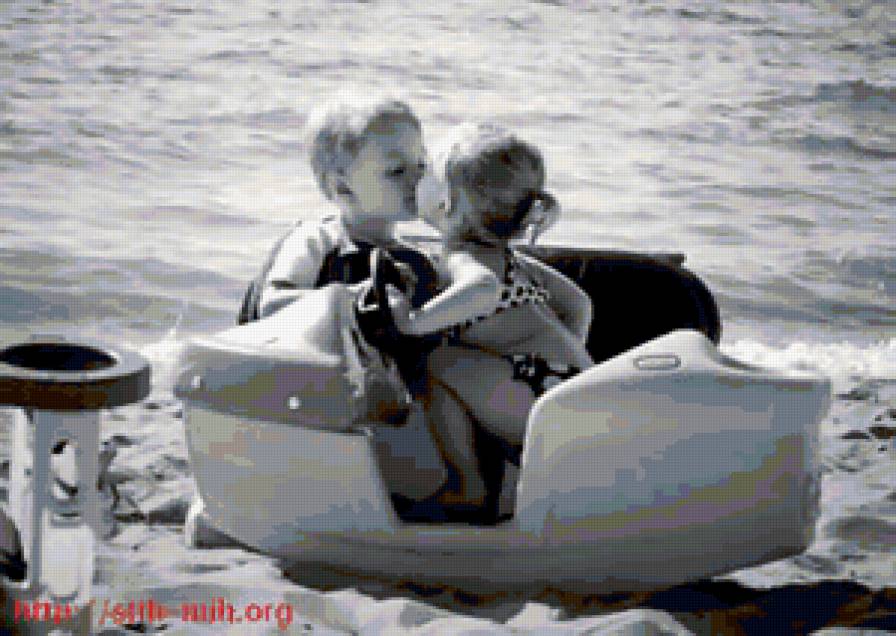 Первый поцелуй - предпросмотр