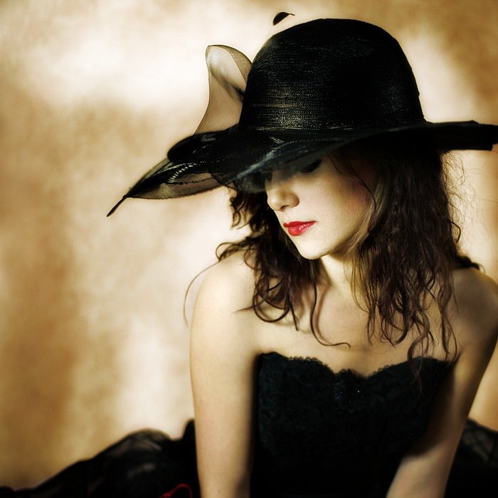 шляпка - женщина - оригинал