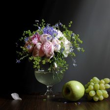 Схема вышивки «цветы в вазе»