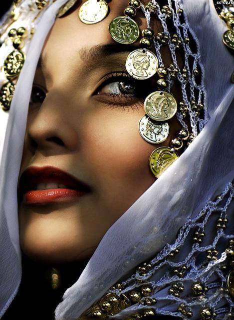 Восточная красавица - девушка, восток - оригинал