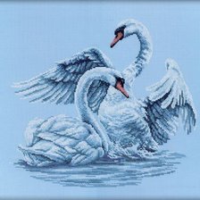 Оригинал схемы вышивки «лебеди» (№219843)