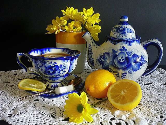 №247456 - чашка, картинка, натюрморт, цветы, чайник - оригинал