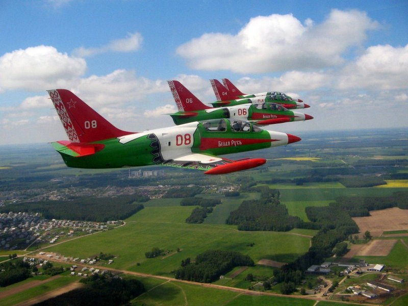 л 39 - самолет, транспорт, летчик, военный - оригинал