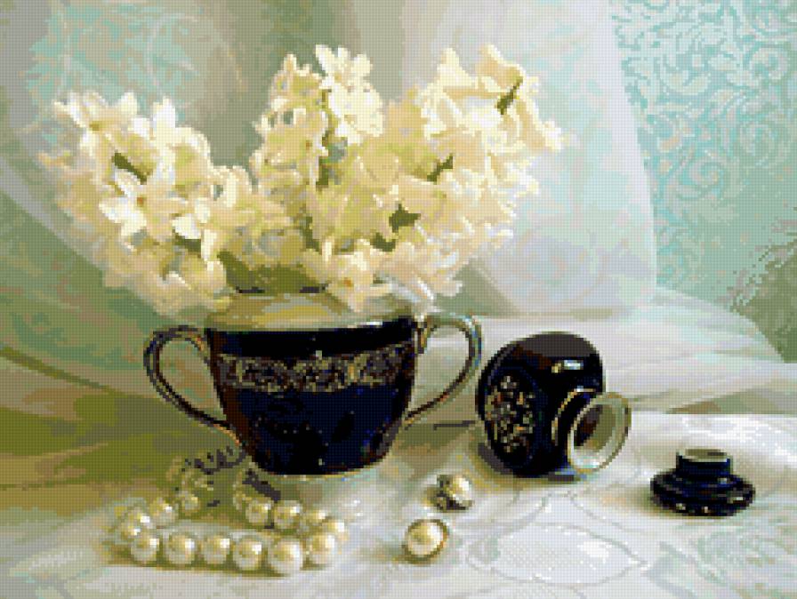 натюрморт - цветы, гиацинты, фарфор, нежность, букет - предпросмотр