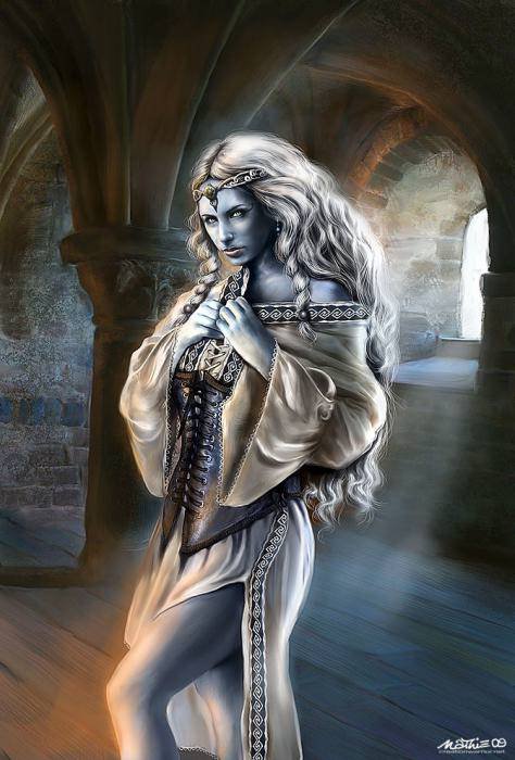 призрак - призрак, девушка - оригинал