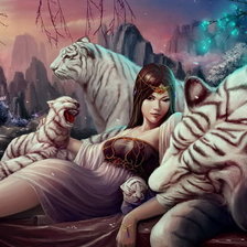 девушка с белыми тиграми
