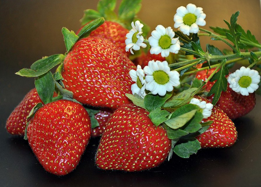 клубника - картина - оригинал