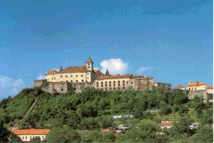 мукачевский замок - пейзаж - оригинал