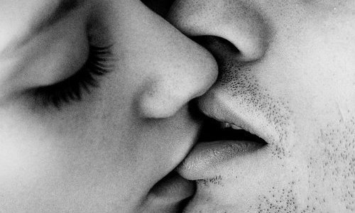 поцелуй - двое - оригинал