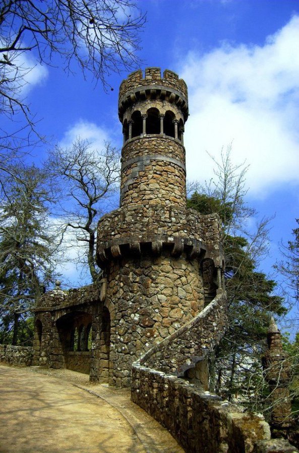 неоготический дворцово-парковый комплекс - неоготический дворцово-парковый комплекс - оригинал