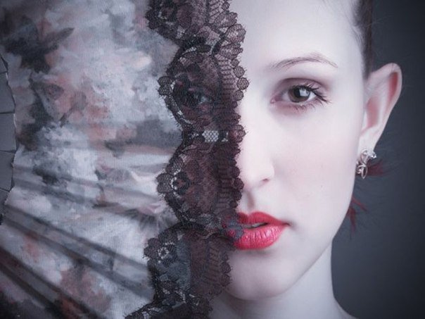 девушка с веером - девушка - оригинал