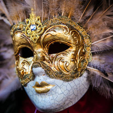 Оригинал схемы вышивки «Венецианская маска» (№337613)