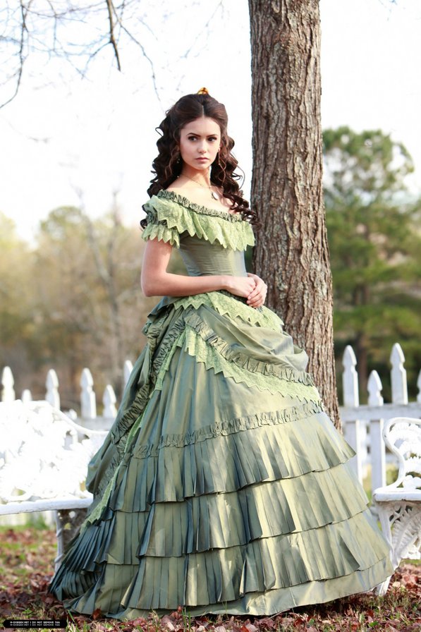 нина добрев - знаменитости - оригинал