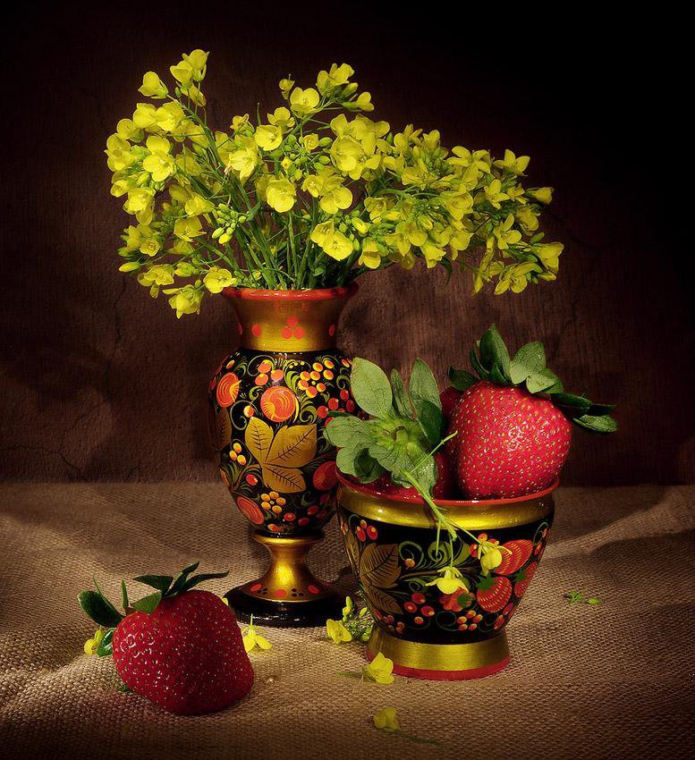 №343088 - натюрморт, клубникка, хохлома - оригинал
