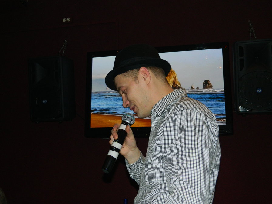 Караоке - пейзаж, люди - оригинал