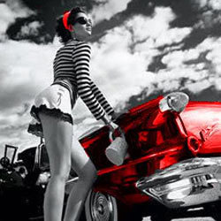 Ретро машина - машина, девушка - оригинал