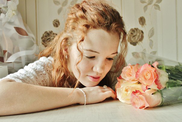 девушка - портрет, девушка - оригинал