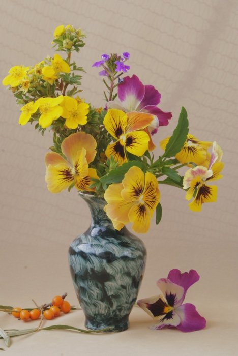 Анютки - оригинал