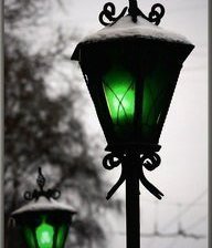 Схема вышивки «Улица Зеленых фонарей»
