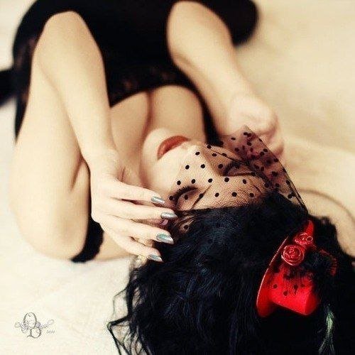 в шляпке - оригинал