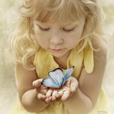 Схема вышивки «Девочка с бабочкой»