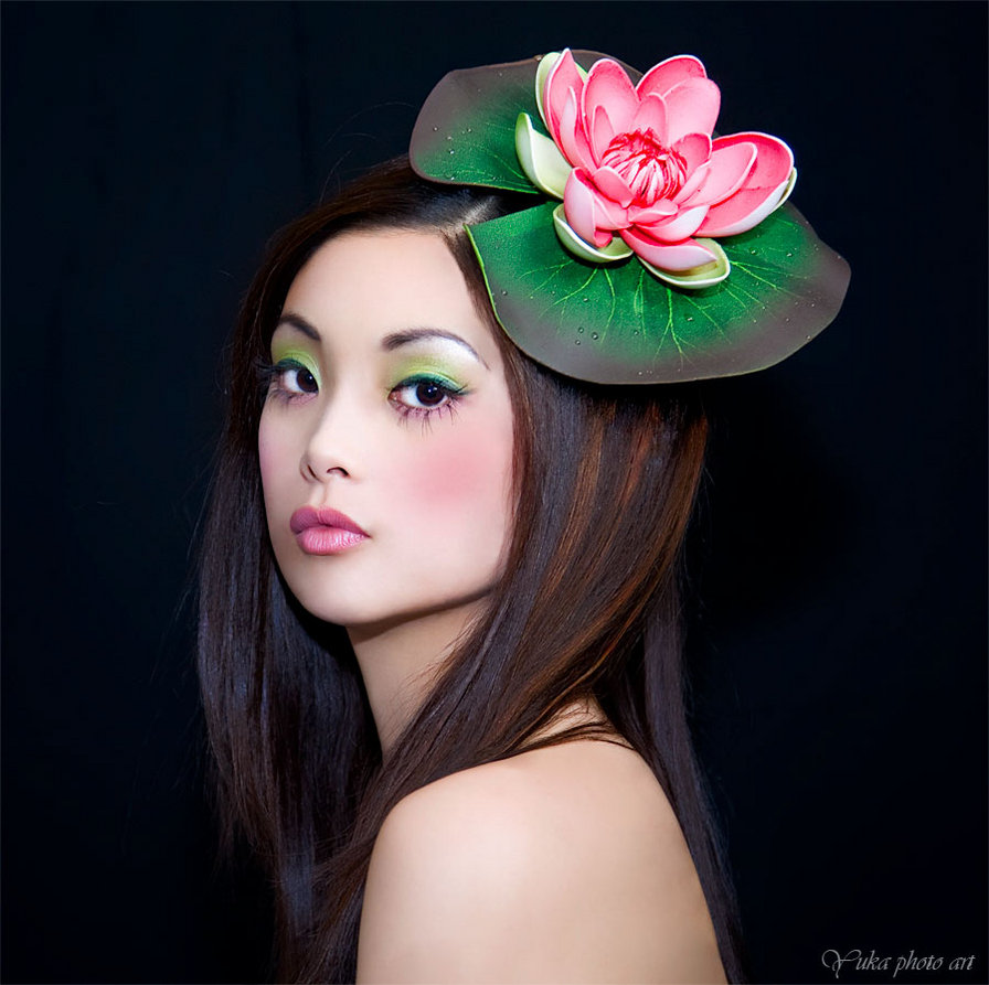 Девушка с лотосом - девушка, восток, азия - оригинал