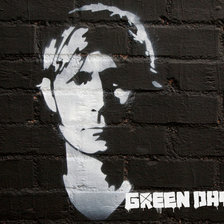 Оригинал схемы вышивки «Mike Dirnt ( Green Day )» (№437822)