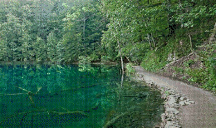 дорога біля озера - предпросмотр