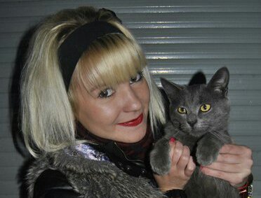 сестра - девушка кошка - оригинал