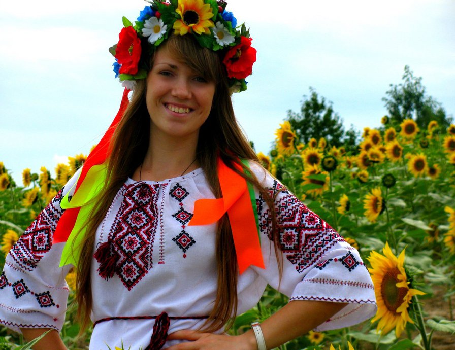 Фото - шатенка, украиночка, девушка - оригинал