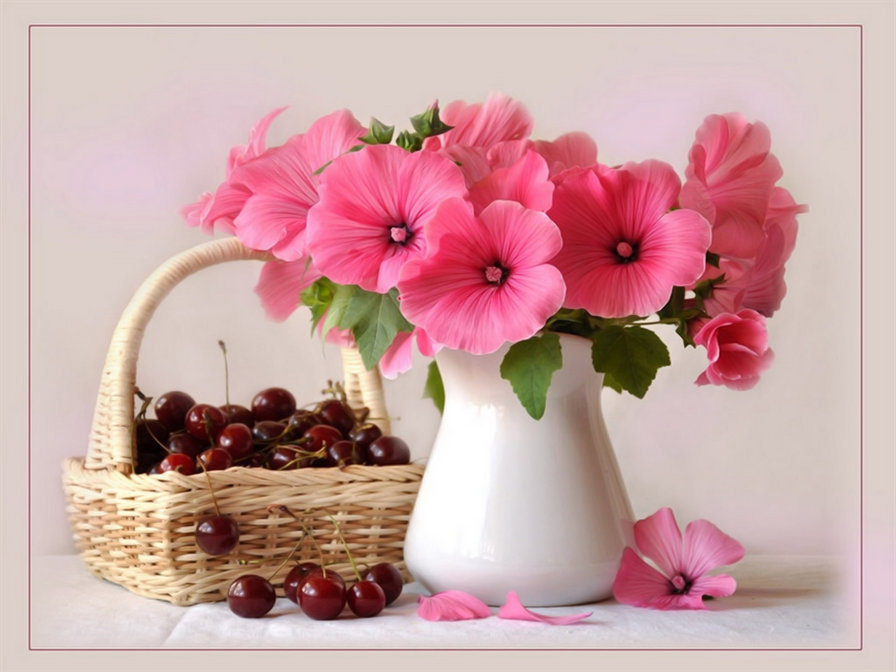 Натюрморт с ягодами - натюрморт, цветы, ягоды - оригинал