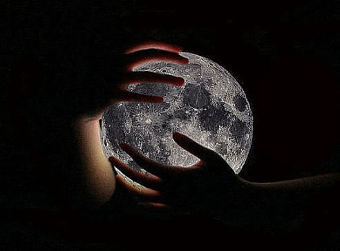 в руках вселенная - оригинал